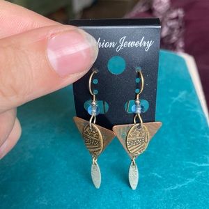 Vintage dangling earrings